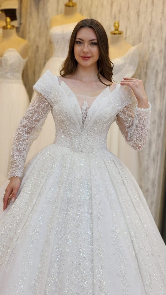 off white tulle beaded wedding dress041