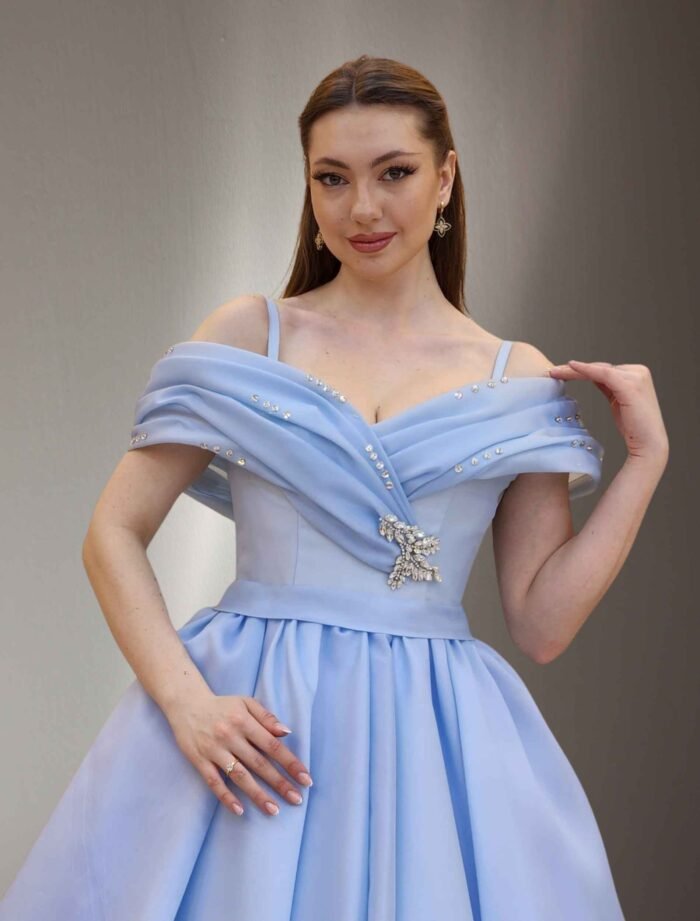 princess-cut dress baby blue