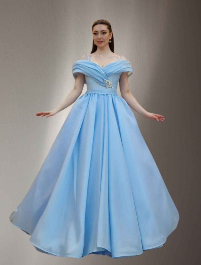 princess-cut dress baby blue - Image 2