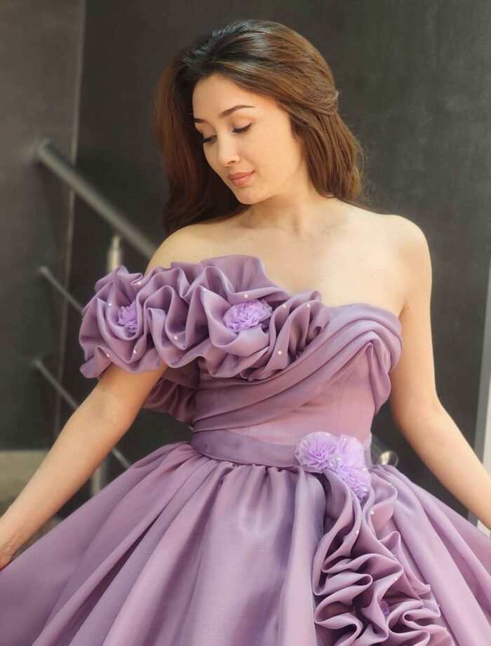 Lilac Puffy One-Shoulder ball gown