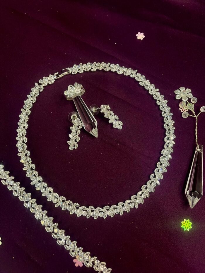 Bridal Jewelry Set – Silver Necklace & Earrings