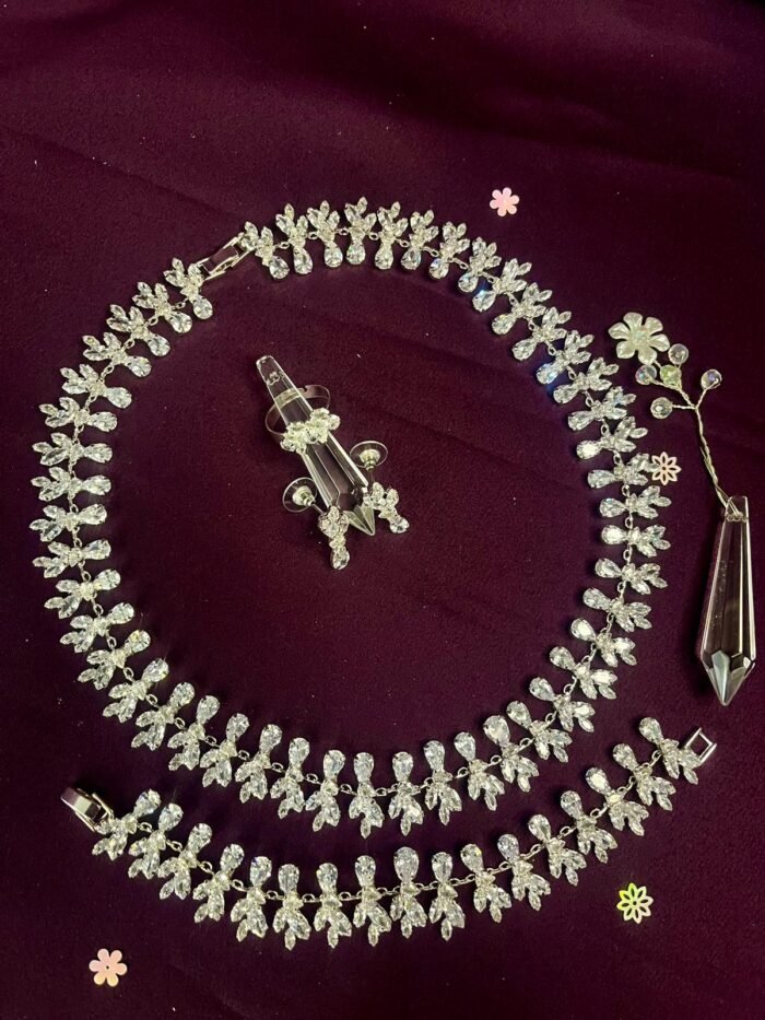 Leaf Design Bridal Jewelry Set – Silver