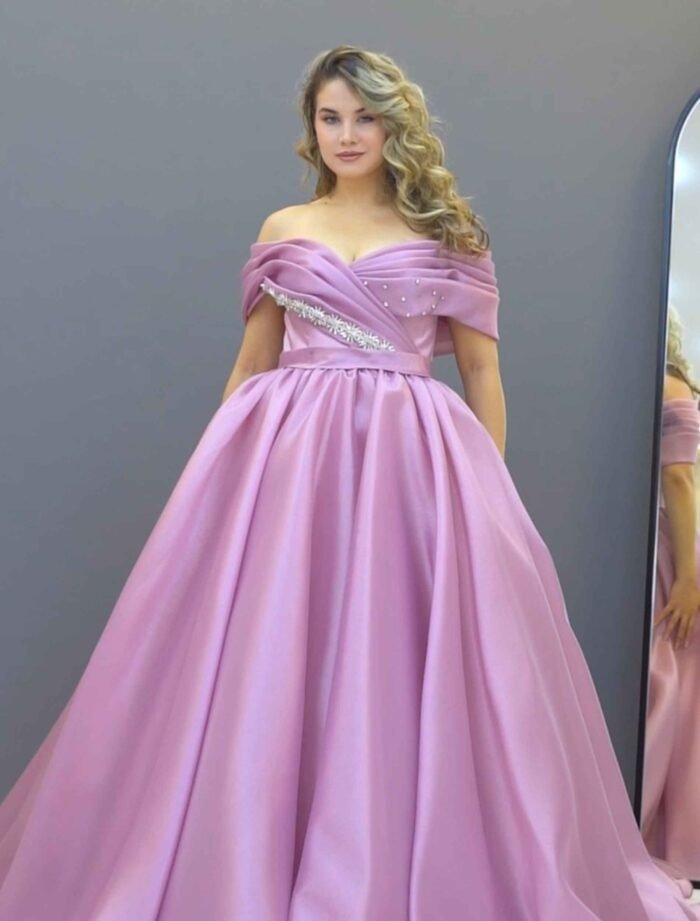 lilac off-shoulders Satin Ball Gown - Image 3